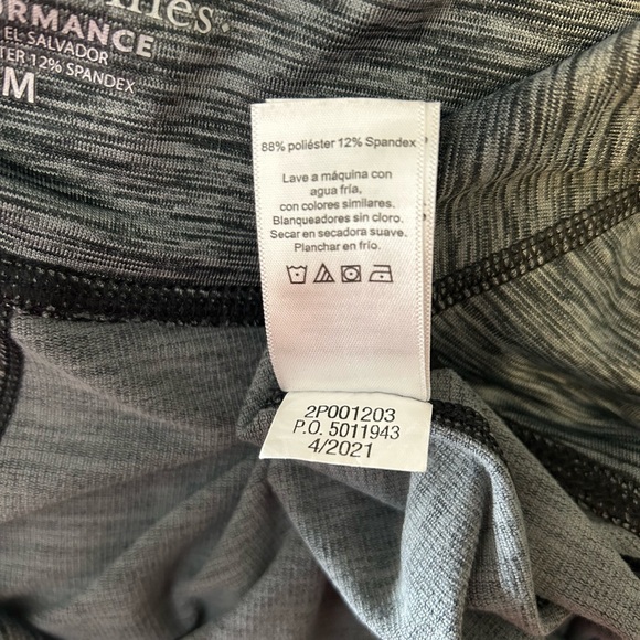 Vineyard Vines 🐳 Medium Performance Leggings-Tights-Fitted-Black&White Stripe - Picture 11 of 12